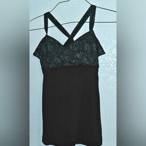Lululemon Black Strappy Top sz 4